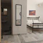 شقة Tsakas *