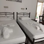 Tsakas شقة