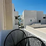 شقة Tsakas